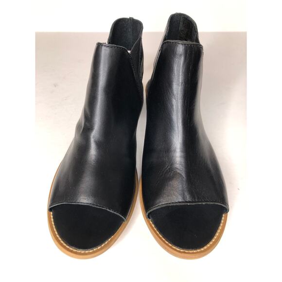 Musse & Cloud Black Open-Toe Flats - Picture 12 of 15